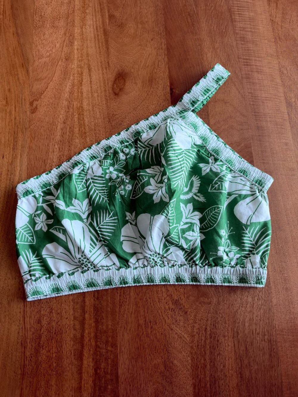 FARM Rio One-shoulder Macaw Elegance Crop Top Signature Piece | Sz L